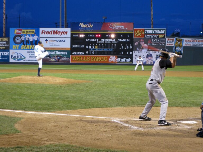 NELLIE KEMP ES NOMBRADA GERENTE GENERAL ASISTENTE DE LOS EVERETT AQUASOX