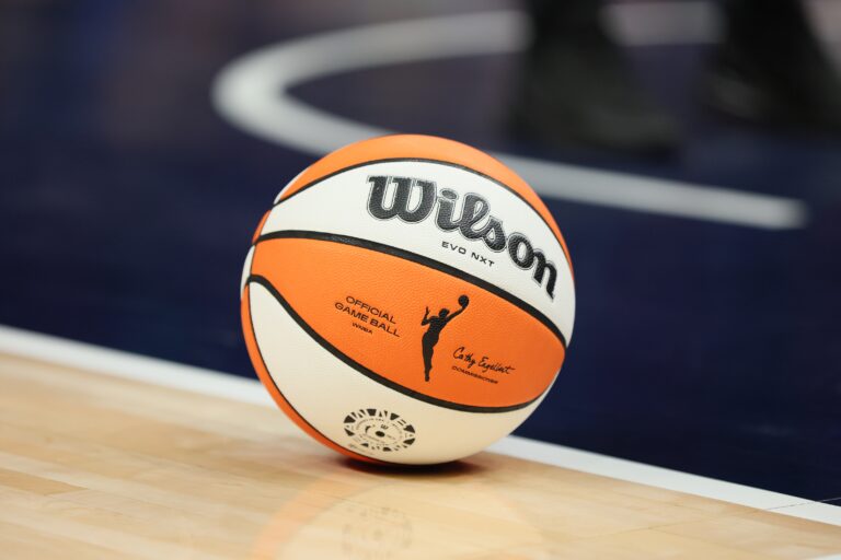 ESPN TRAZA LA RUTA DEL FIRE: ANOTADORA DE ÉLITE Y UNA PÍVOT PARA 2027 ESPN TRAZA LA RUTA DEL FIRE: ANOTADORA DE ÉLITE Y UNA PÍVOT PARA 2027